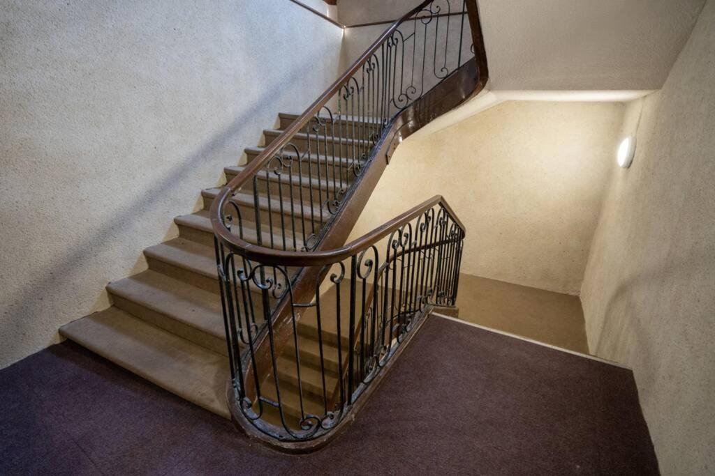 La veilleuse - Appartement au cœur du centre ville Limoges Extérieur photo